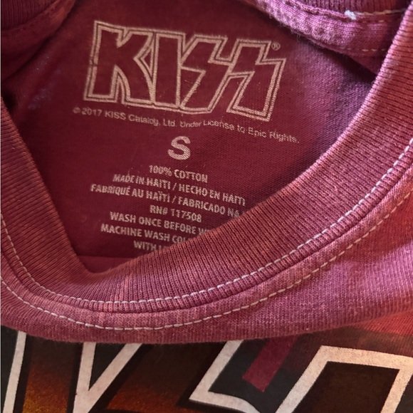 Kiss in Concert Band T Shirt - Picture 2 of 2